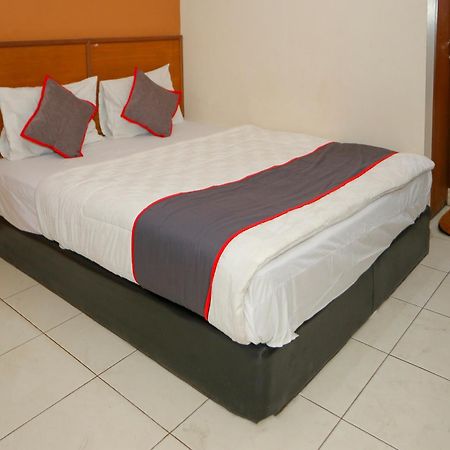 Hotel O Puncak Bogor Near Taman Safari Bagian luar foto
