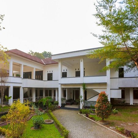 Hotel O Puncak Bogor Near Taman Safari Bagian luar foto