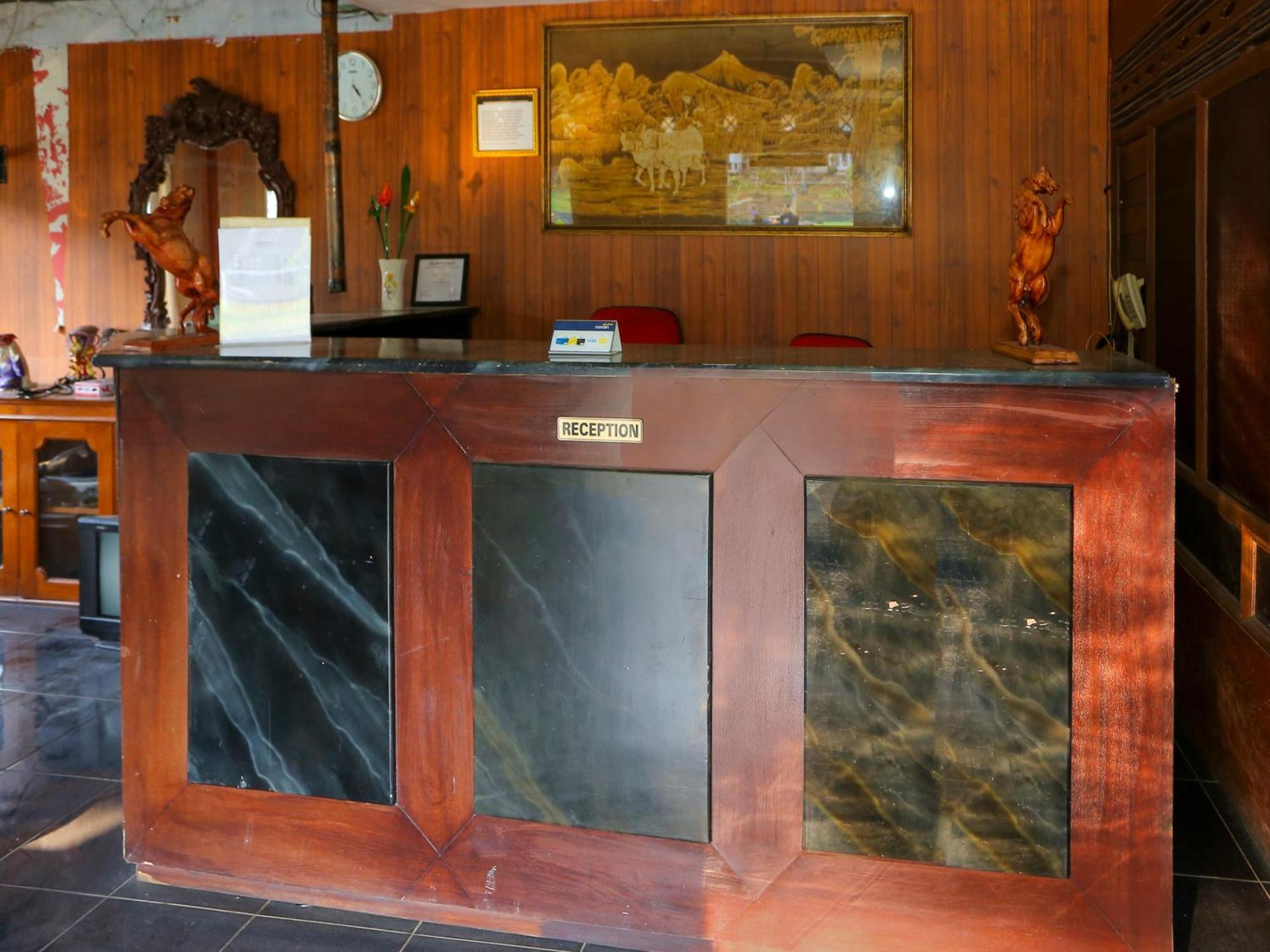 Hotel O Puncak Bogor Near Taman Safari Bagian luar foto